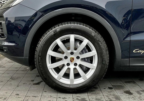 Porsche Cayenne cena 379000 przebieg: 42025, rok produkcji 2021 z Sokołów Małopolski małe 781